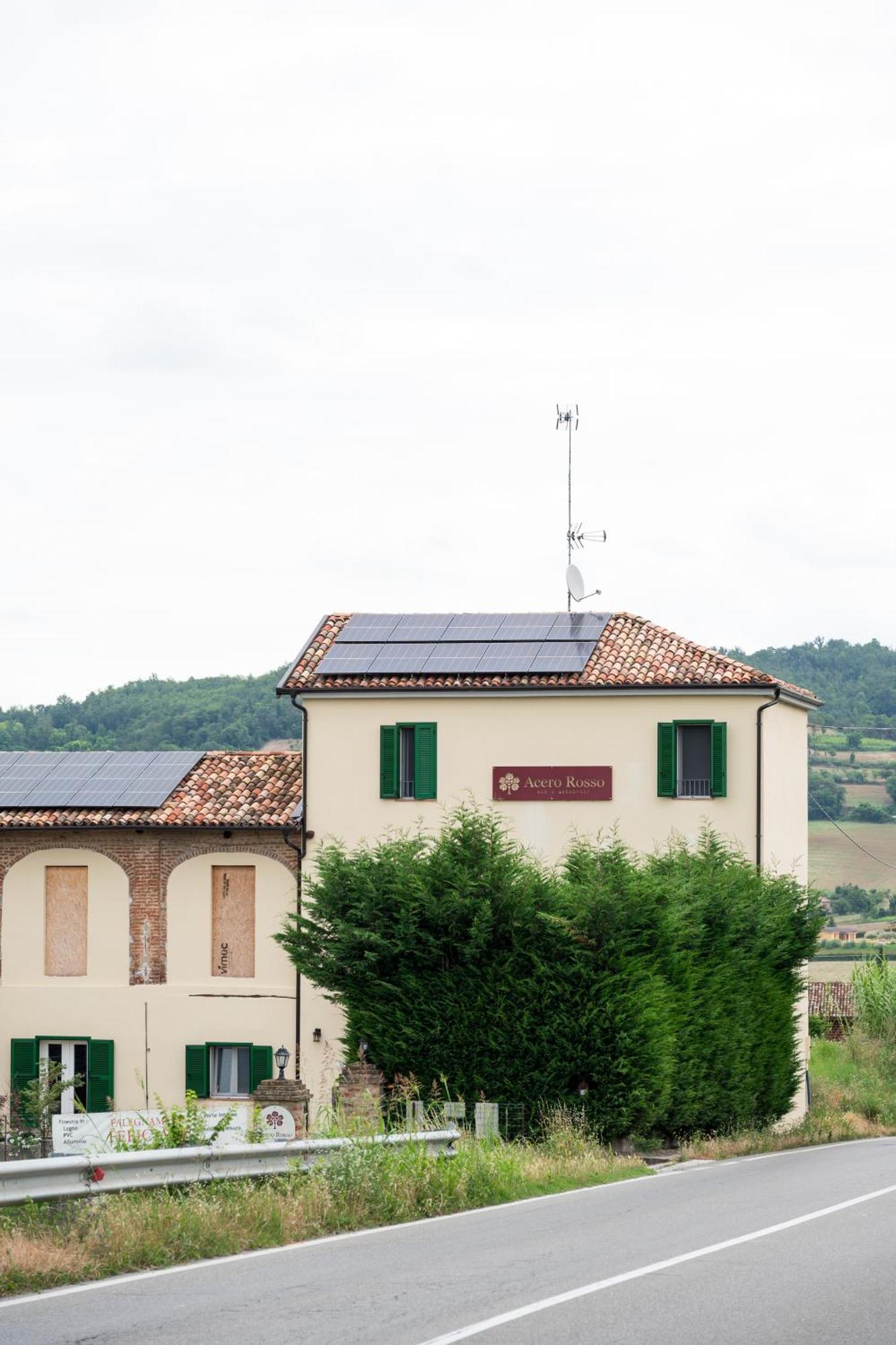 Acero Rosso Hotel Moncalvo Exterior photo